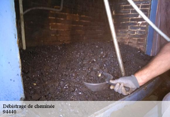 Débistrage de cheminée 94440